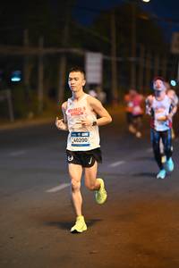 BIB: 40200
                            <button type="button" onclick="openModal(23129724)" class="btn btn-primary btn-sm float-right btn-popup" data-toggle="modal" data-target=".modal-high-quality">
                        <i class="fas fa-shopping-cart"></i> Add to Cart
                    </button>
                                            <button type="button" onclick="isThisMe(23129724, true)" class="btn btn-success btn-sm float-right btn-popup btn-isme hidden" data-toggle="tooltip" data-placement="bottom" title="นี่คือรูปของคุณใช่ไหม คลิกที่นี่เพื่อเอาเข้าอัลบั้ม">
                        <i class="fas fa-plus"></i> Add to album
                    </button>
                    <button type="button" onclick="isThisMe(23129724, false)" class="btn btn-warning btn-sm float-right btn-popup btn-isnotme hidden">
                        <i class="fas fa-ban"></i> Remove from album
                    </button>